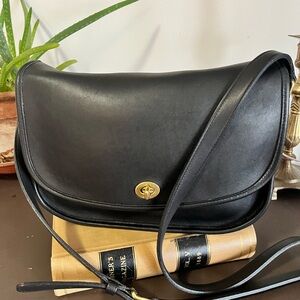 Coach Vintage 9790 City Bag Crossbody Shoulder Black Leather 90s Y2K EUC Classic